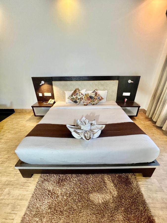 Sea Hawk - Luxury Hill Resort 4 Mins From Bhimtal Lake Zewnętrze zdjęcie