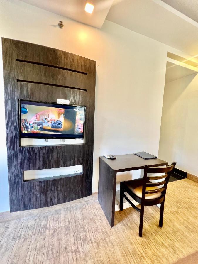 Sea Hawk - Luxury Hill Resort 4 Mins From Bhimtal Lake Zewnętrze zdjęcie