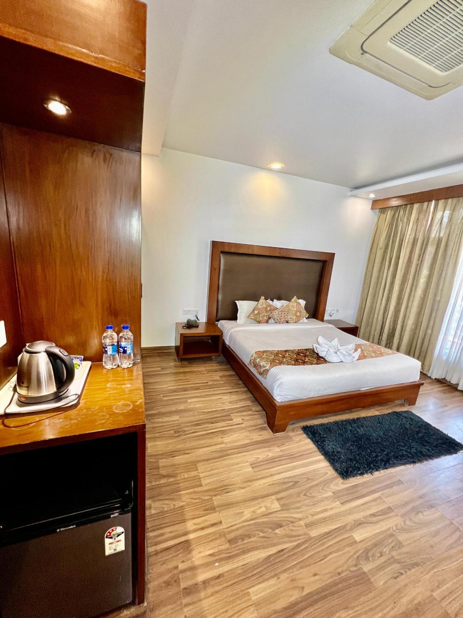 Sea Hawk - Luxury Hill Resort 4 Mins From Bhimtal Lake Zewnętrze zdjęcie