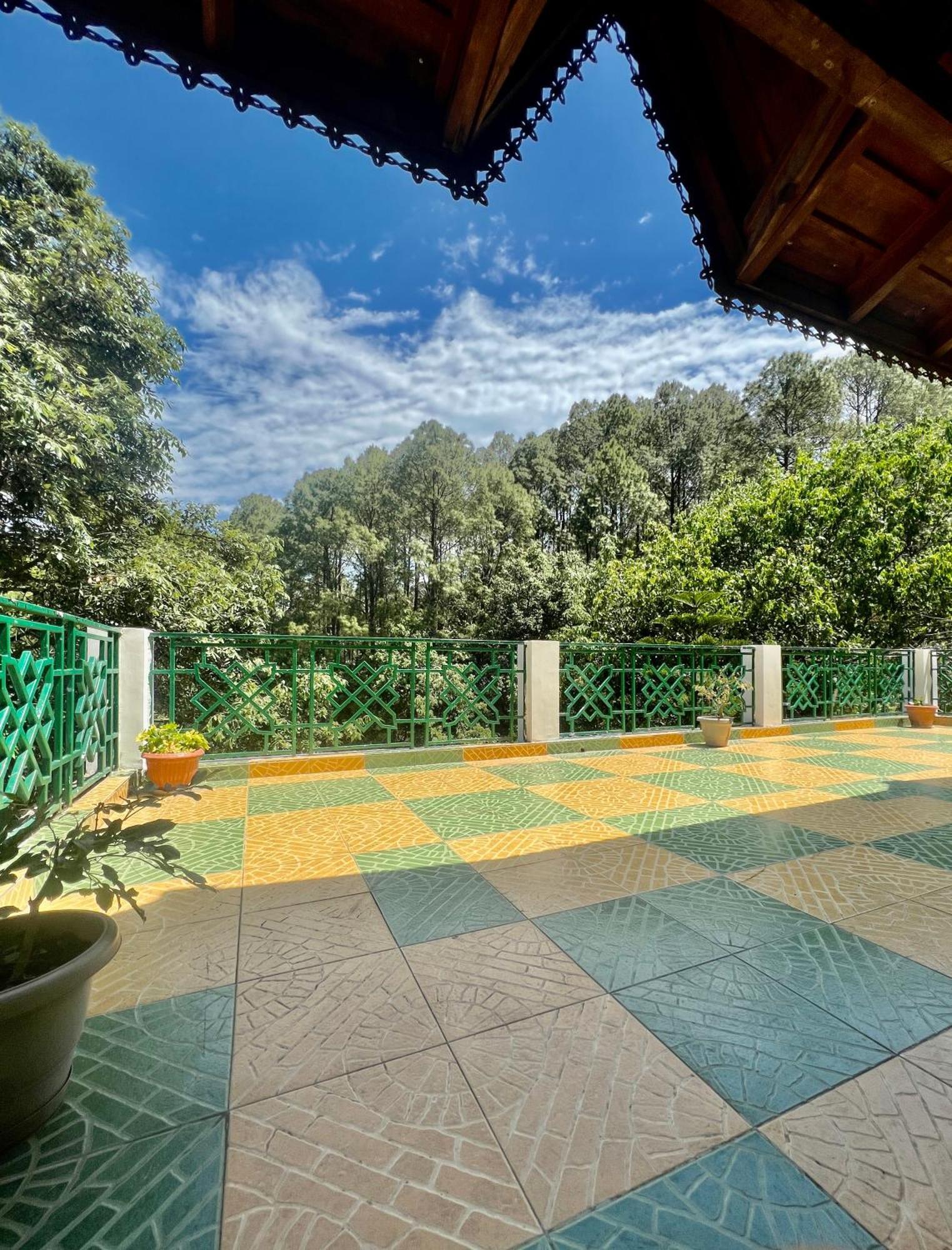 Sea Hawk - Luxury Hill Resort 4 Mins From Bhimtal Lake Zewnętrze zdjęcie