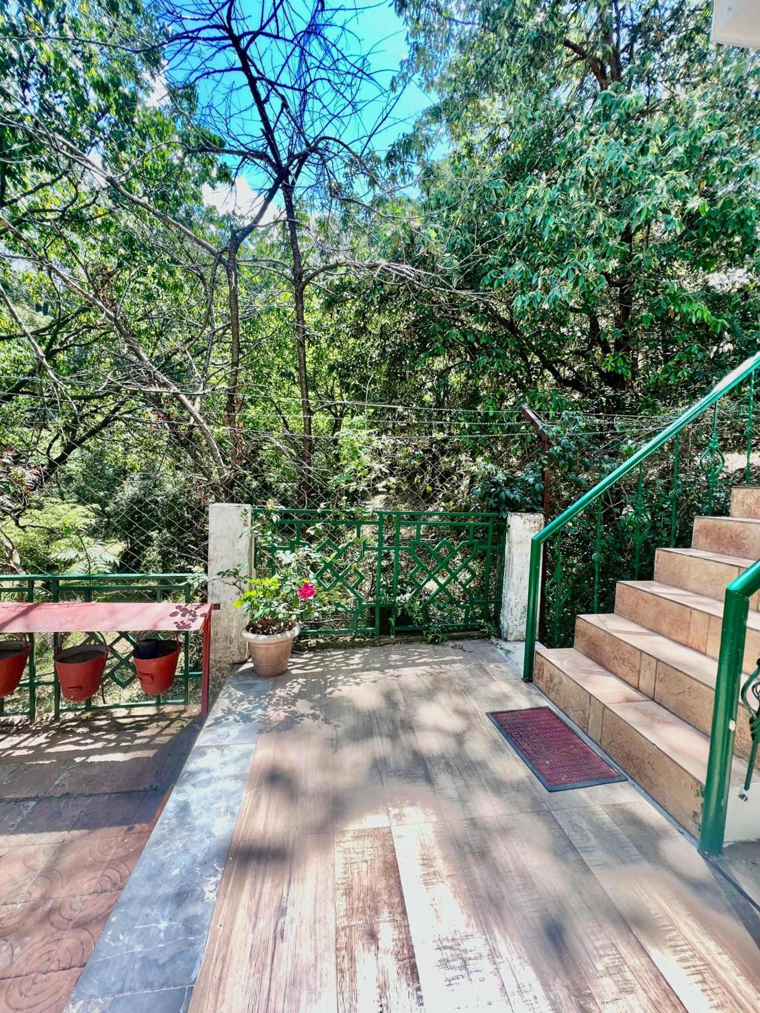 Sea Hawk - Luxury Hill Resort 4 Mins From Bhimtal Lake Zewnętrze zdjęcie