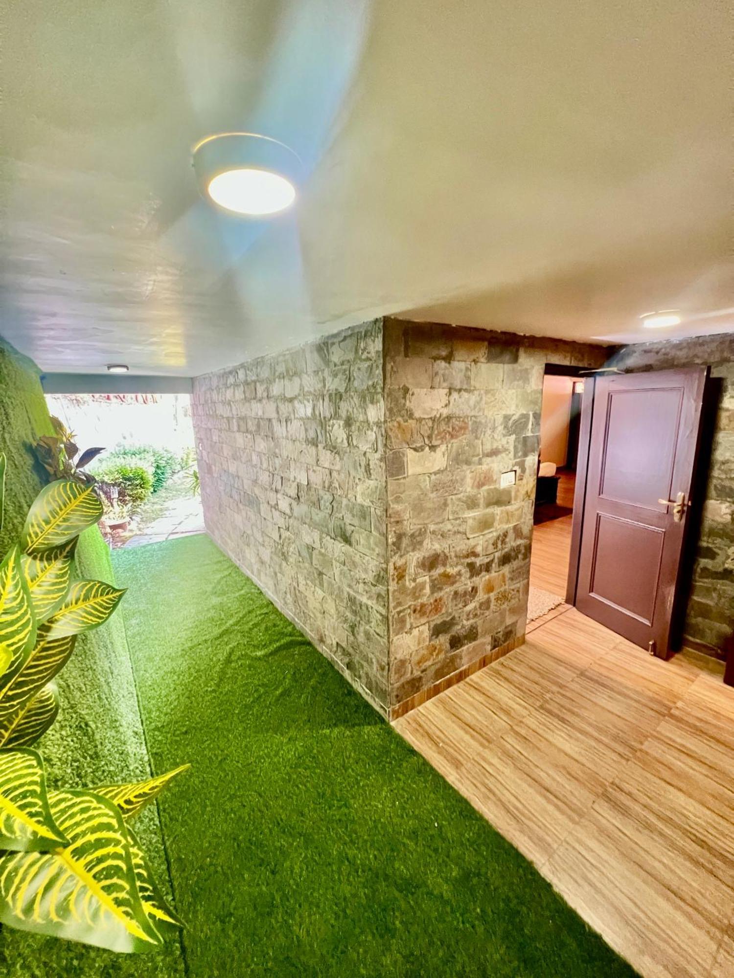 Sea Hawk - Luxury Hill Resort 4 Mins From Bhimtal Lake Zewnętrze zdjęcie