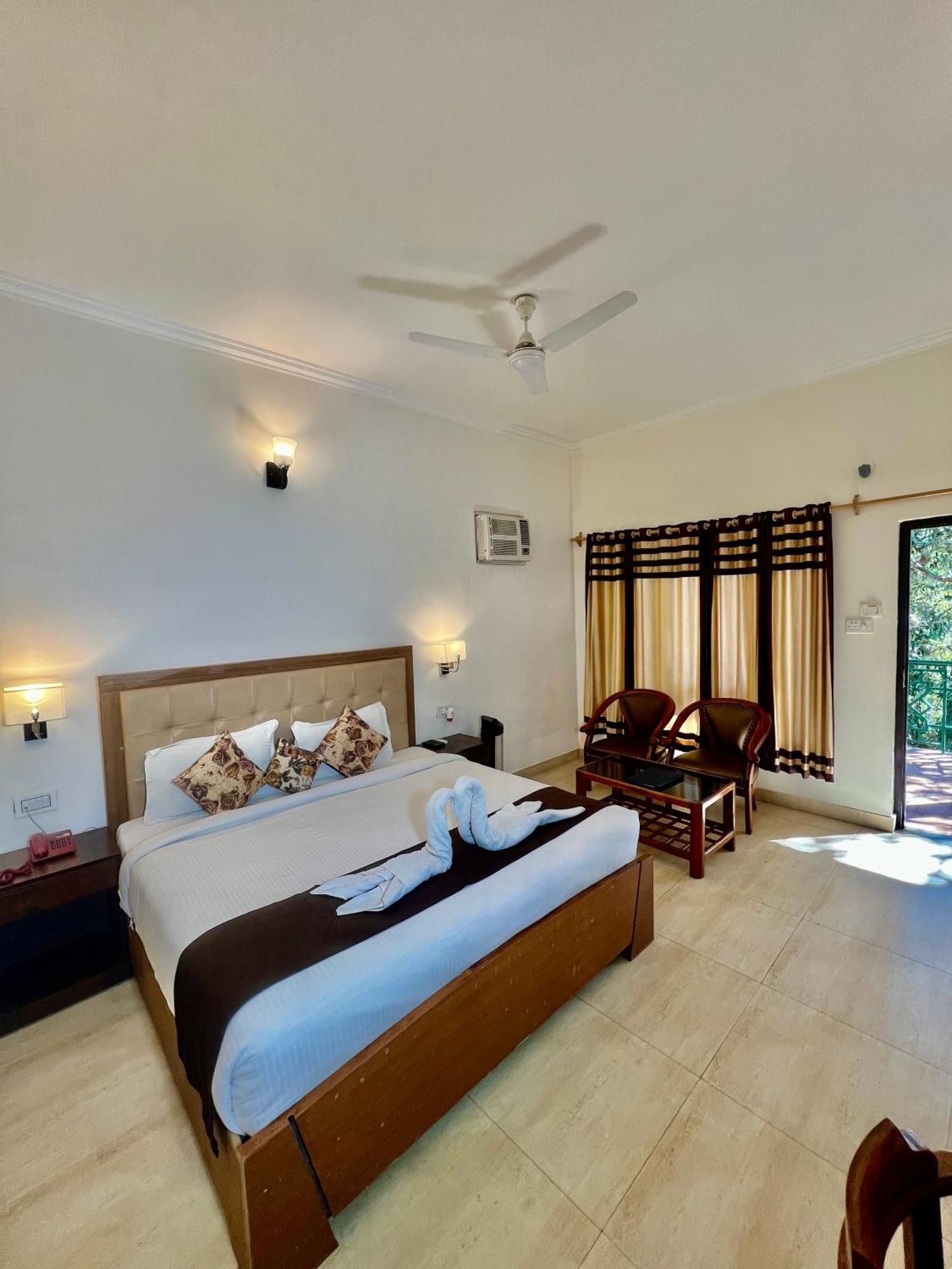 Sea Hawk - Luxury Hill Resort 4 Mins From Bhimtal Lake Zewnętrze zdjęcie